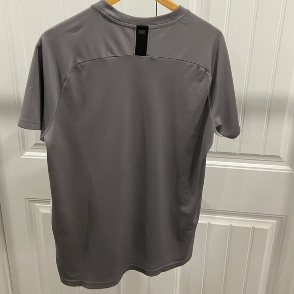 Nike Dri-fit t-shirt L - Picture 2 of 2